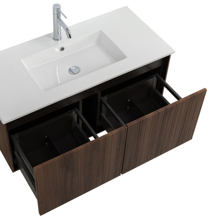 55935+CZR-8002-100_DETAIL_4 55935+CZR-8002-100_DETAIL_4