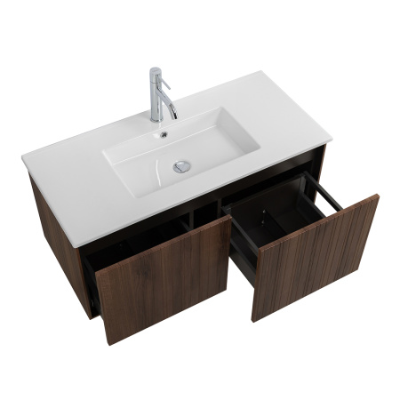 55935+CZR-8002-100_PHOTO_4 55935+CZR-8002-100_PHOTO_4