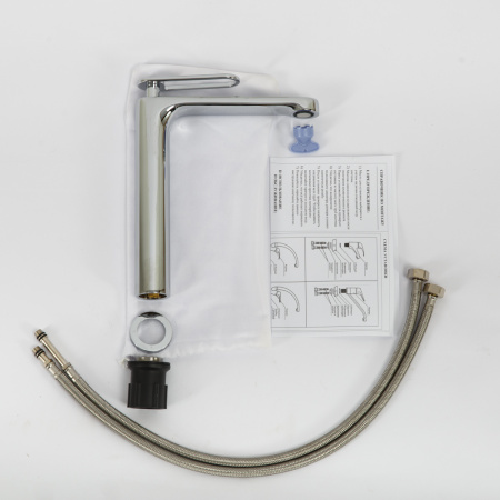 MOMENTO-LC-01-W0_DETAIL_1