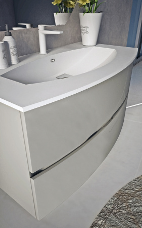 DALILA 100 Grigio Lucido_INTERIOR_2